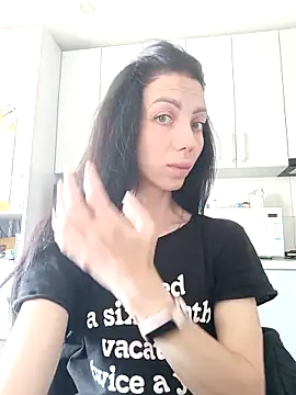 Snapshot of Princessa99885 chatting on May 6, 2026, 7:34 am Princessa99885 online show from May 6, 2026, 7:34 am