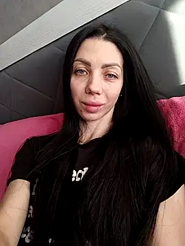 Snapshot of Princessa99885 chatting on December 16, 2025, 7:34 am Princessa99885 online show from December 16, 2025, 7:34 am