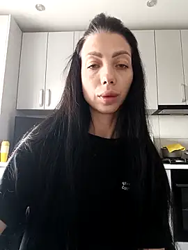 Snapshot of Princessa99885 chatting on May 19, 2026, 6:42 am Princessa99885 online show from May 19, 2026, 6:42 am