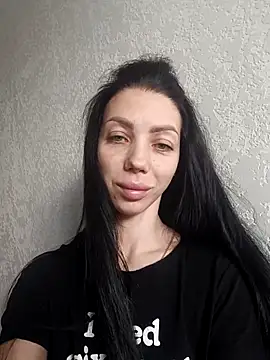 Snapshot of Princessa99885 chatting on December 15, 2025, 8:31 am Princessa99885 online show from December 15, 2025, 8:31 am