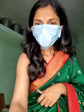 Shivani2002 online show from February 14, 2026, 4:51 pm