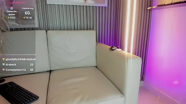 Ailee naughty online show from October 31, 2025, 8:44 am