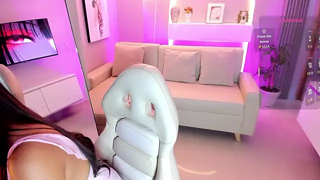 Ailee naughty online show from February 19, 2026, 2:19 am