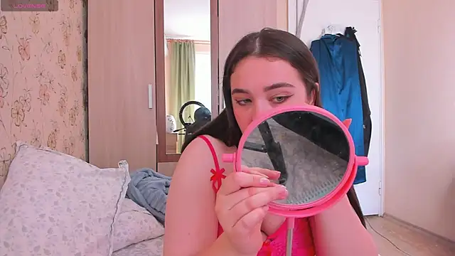 Alice next door online show from May 29, 2026, 10:43 am