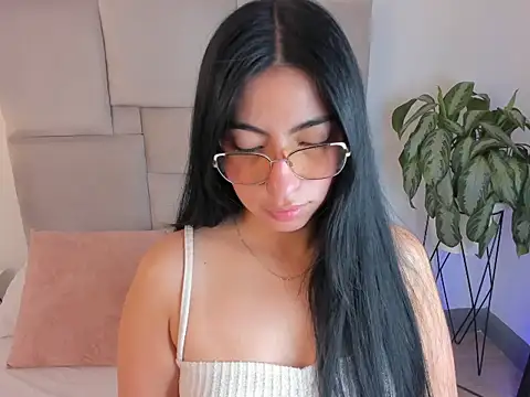 Snapshot of laurenn_smith chatting on September 22, 2025, 12:55 pm laurenn smith online show from September 22, 2025, 12:55 pm