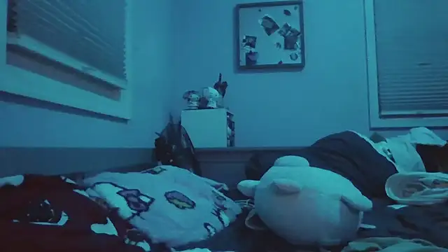 Snapshot of Liam_axel35 chatting on September 15, 2025, 1:17 am Liam axel35 online show from September 15, 2025, 1:17 am