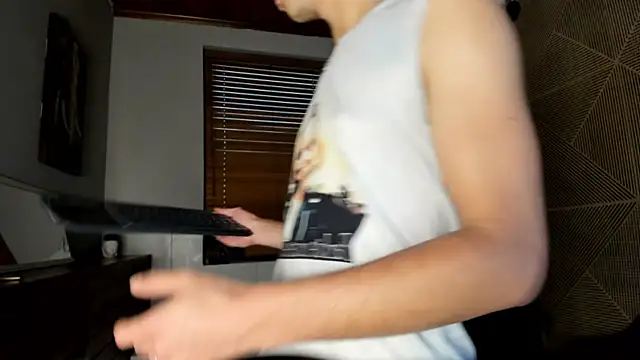 NoahDupont online show from October 8, 2025, 7:47 pm