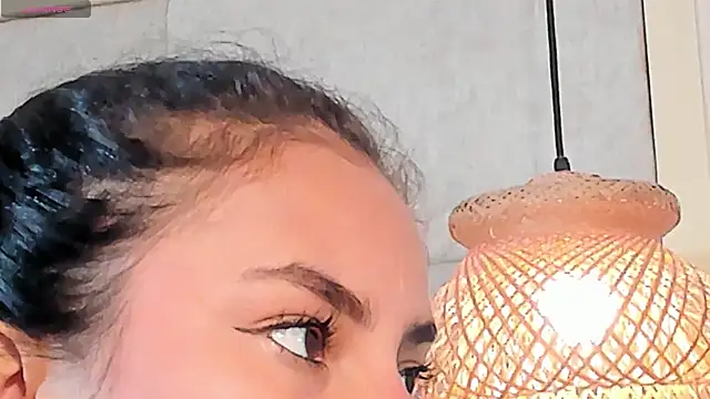 VioletHilton online show from November 27, 2025, 8:09 pm