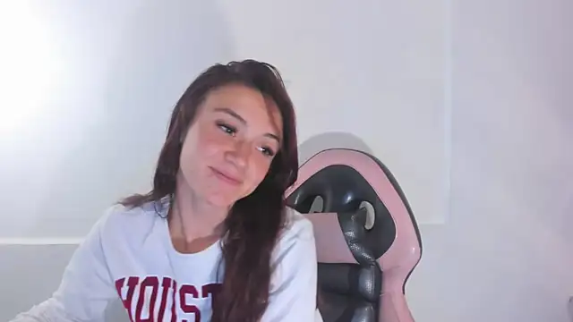 Amy Kobold3 online show from November 15, 2025, 11:09 pm