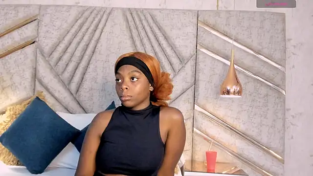 Snapshot of OliviaGarciaa chatting on September 28, 2025, 3:24 am OliviaGarciaa online show from September 28, 2025, 3:24 am