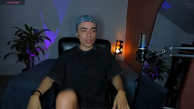 obzidyan online show from October 22, 2025, 10:19 pm