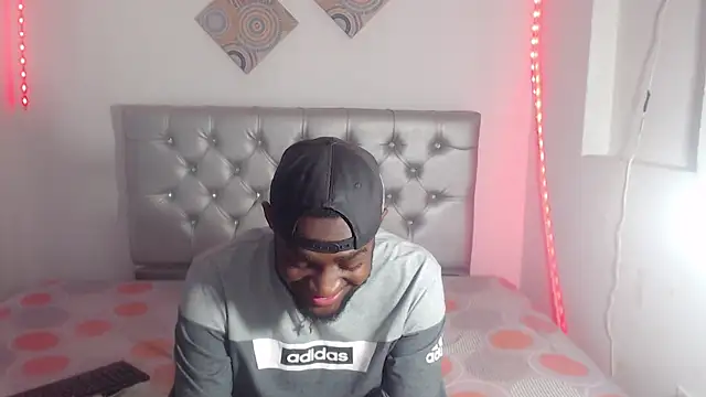 eebony stallion online show from December 21, 2025, 3:08 am