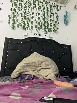 samanthahot11 online show from May 29, 2026, 11:55 pm