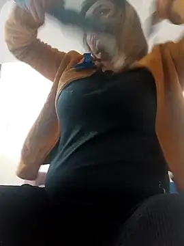 Nataly Foley online show from October 29, 2025, 11:20 am