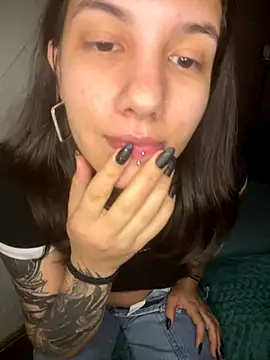 Snapshot of Kissmalditox chatting on November 8, 2025, 9:46 am Kissmalditox online show from November 8, 2025, 9:46 am