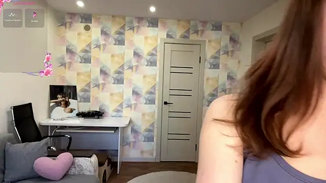 Snapshot of NylaNadler chatting on April 4, 2026, 4:08 am NylaNadler online show from April 4, 2026, 4:08 am