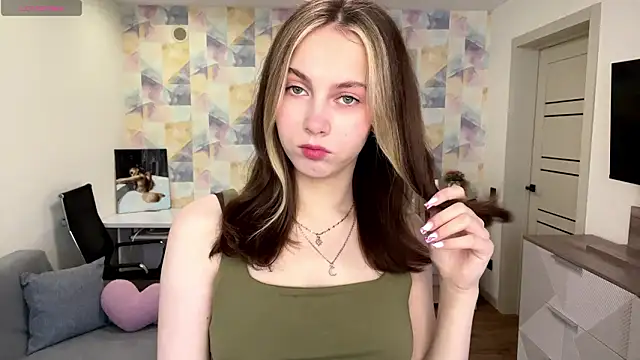 NylaNadler online show from February 26, 2026, 6:13 am