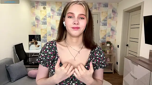 NylaNadler online show from February 13, 2026, 6:13 am