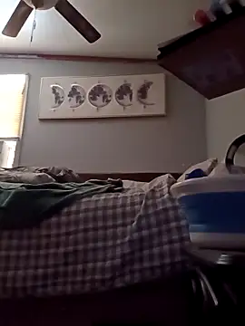 CatchyPart93 online show from February 1, 2026, 6:06 pm