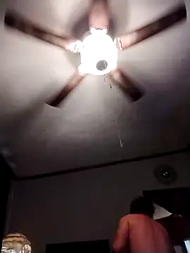 CatchyPart93 online show from November 2, 2025, 5:51 pm