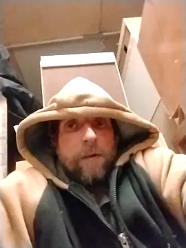 CatchyPart93 online show from December 17, 2025, 2:05 am