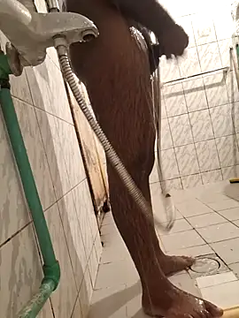 Snapshot of sanduseh chatting on December 21, 2025, 10:06 am sanduseh online show from December 21, 2025, 10:06 am