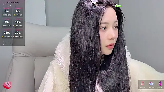 Amy-i online show from February 10, 2026, 6:07 pm