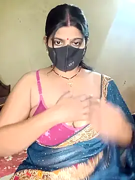Snapshot of reena502 chatting on June 17, 2026, 4:01 am reena502 online show from June 17, 2026, 4:01 am