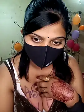 Snapshot of reena502 chatting on December 4, 2025, 12:31 am reena502 online show from December 4, 2025, 12:31 am