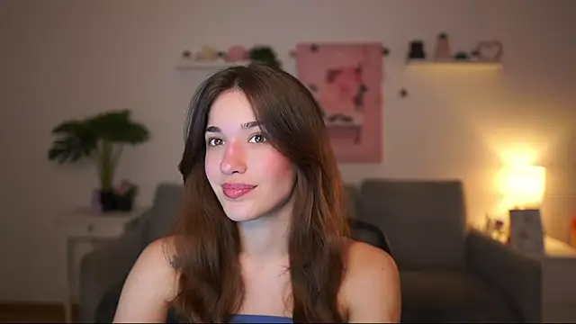 kissie cat online show from May 6, 2026, 12:53 pm
