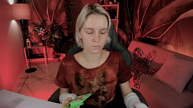 Snapshot of BethanyCloud chatting on October 16, 2025, 5:38 am BethanyCloud online show from October 16, 2025, 5:38 am