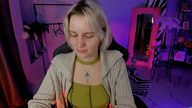 Snapshot of BethanyCloud chatting on November 14, 2025, 2:37 am BethanyCloud online show from November 14, 2025, 2:37 am