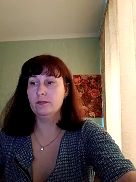 Amandda  online show from May 17, 2026, 10:04 am