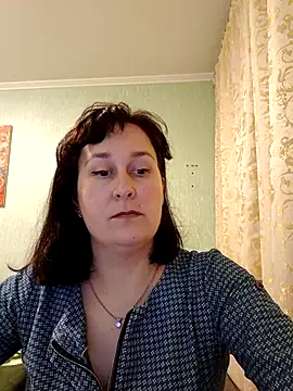 Amandda  online show from March 6, 2026, 4:02 pm