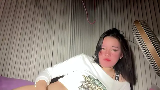 cummingstar25 online show from January 14, 2026, 11:14 am