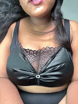 Cute mikii online show from September 12, 2025, 9:42 am