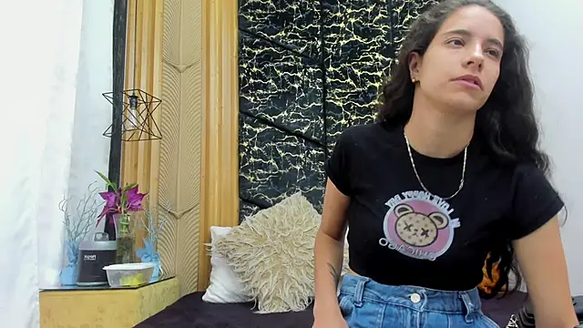 MiaCours online show from April 4, 2026, 2:12 pm