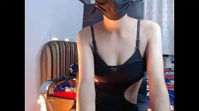 Snapshot of _kamyaa09 chatting on December 18, 2025, 7:29 pm kamyaa09 online show from December 18, 2025, 7:29 pm