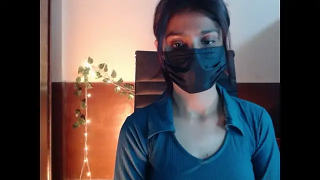 Snapshot of _kamyaa09 chatting on January 10, 2026, 4:46 pm kamyaa09 online show from January 10, 2026, 4:46 pm