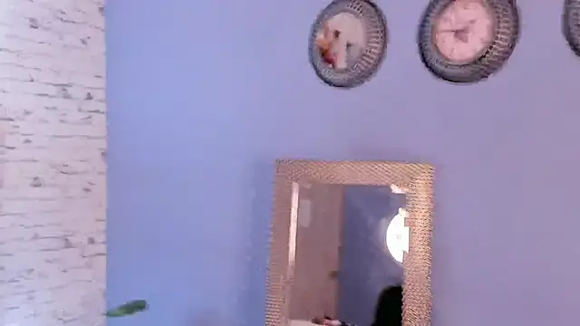 Snapshot of XimenaRougge chatting on February 7, 2026, 8:50 pm XimenaRougge online show from February 7, 2026, 8:50 pm