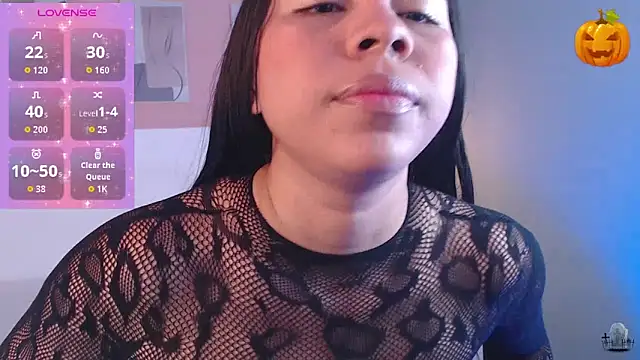 Snapshot of candy_lux30 chatting on November 9, 2025, 3:54 am candy lux30 online show from November 9, 2025, 3:54 am