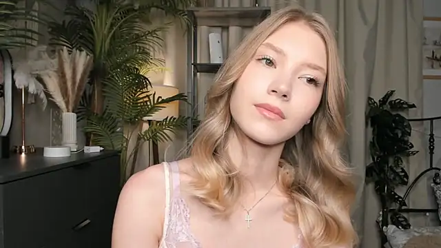 ChinBonnell online show from October 17, 2025, 5:44 am