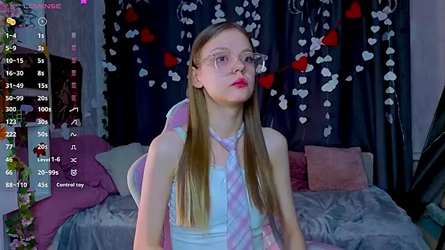 Snapshot of WeiSusi chatting on March 15, 2026, 4:03 pm WeiSusi online show from March 15, 2026, 4:03 pm