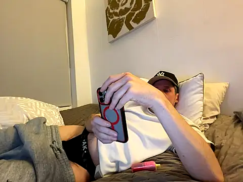 shyandchilling online show from December 13, 2025, 8:04 pm