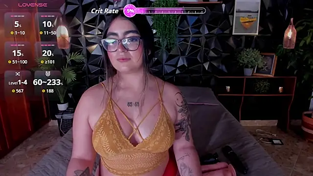 April  foxx online show from October 13, 2025, 4:19 pm