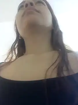 VictoriaFerro online show from November 11, 2025, 12:44 pm