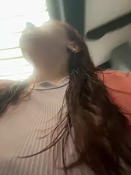 VictoriaFerro online show from July 15, 2026, 1:07 pm