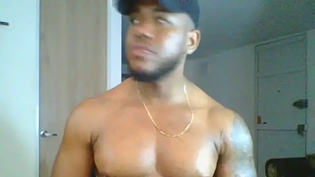 BenjaminCol  online show from November 25, 2025, 4:24 am