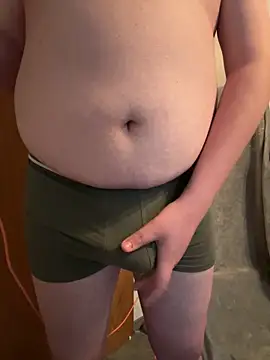 Snapshot of f3l1xxx69 chatting on June 17, 2026, 4:28 pm f3l1xxx69 online show from June 17, 2026, 4:28 pm