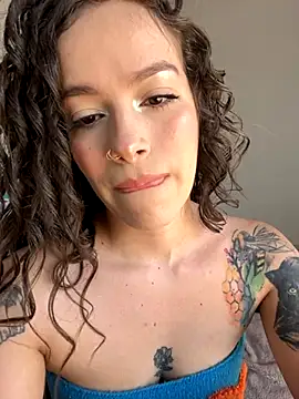 alysa g  online show from September 23, 2025, 7:54 pm